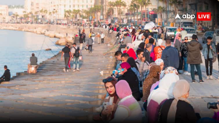 Pew research centre reports Between 2010 and 2020  number of Christians in Europe declined muslim and unaffiliated people increased इन देशों में बंपर बढ़ी मुसलमानों की आबादी, जानें हिंदुओं की जनसंख्या बढ़ी या घटी?
