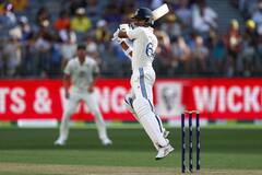 IND VS ENG: इतिहास रचने से चूके यशस्वी जायसवाल, सिर्फ 10 रन रह गए दूर; जानें किस रिकॉर्ड की हो रही बात