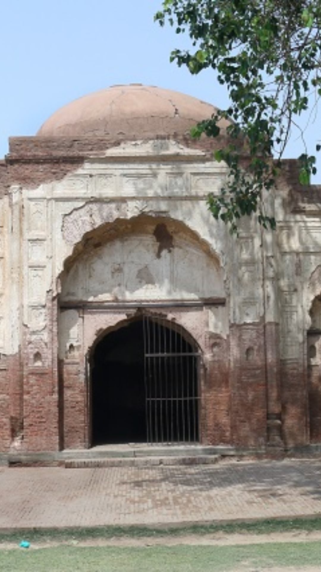 यहां के नजारों के साथ आप मौसम का पूरा आनंद ले सकते हैं