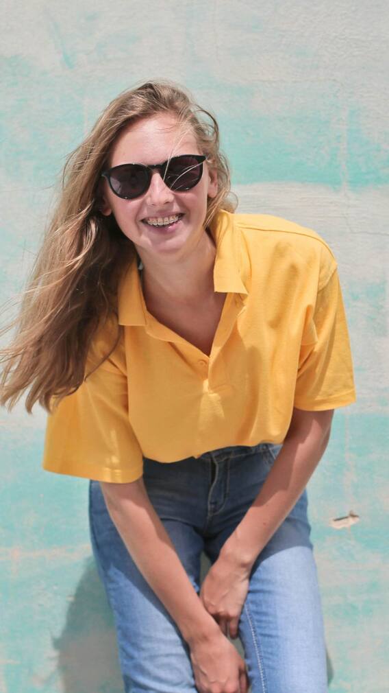 வெள்ளை பற்கள் ஏன் மஞ்சள் நிறமாகின்றன?