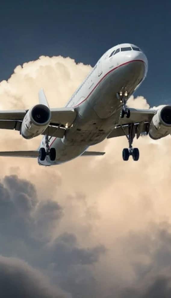 हवा में प्लेन की खिड़की खुल जाए तो क्या होगा?