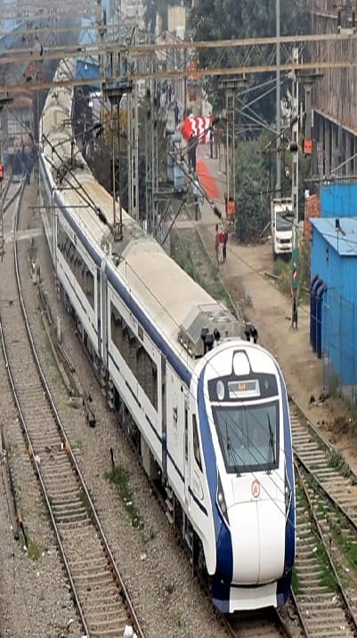 રેલવેની RailOne Appના 9 યૂઝર ફ્રેન્ડલી કામ, જાણી લો