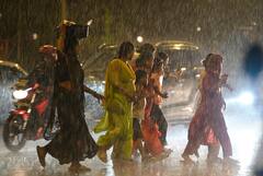 Kolkata Weather Update: ফের মেঘলা আকাশ, ভারী বৃষ্টির সম্ভাবনা! আগামীকাল থেকেই বদলে যাবে কলকাতার আবহাওয়া