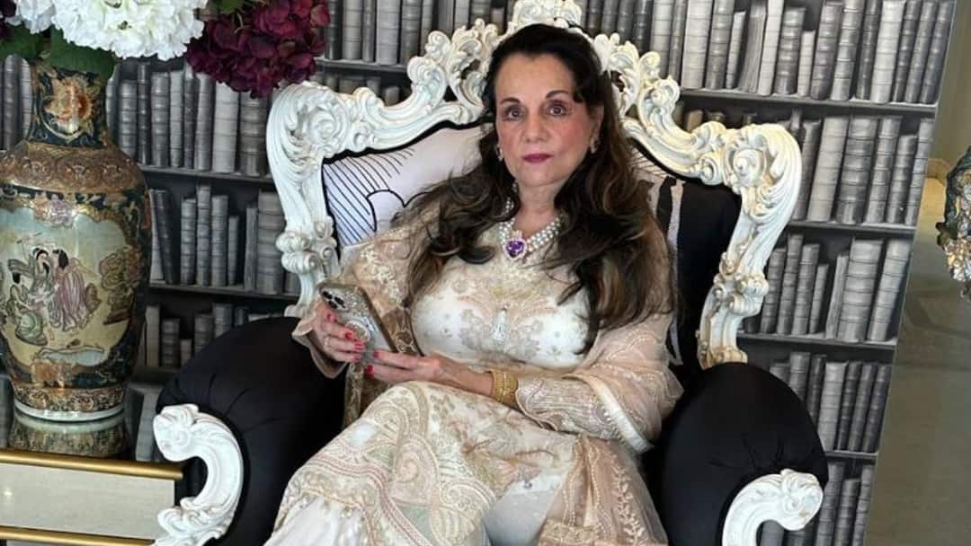 Mumtaz Breaks Silence On Cosmetic Enhancements, Says No Facelift ‘Just Fillers Every Four Months’ Mumtaz Breaks Silence On Cosmetic Enhancements Says No Facelift Just Fillers Every Four Months Mumtaz Breaks Silence On Cosmetic Enhancements, Says No Facelift ‘Just Fillers Every Four Months’