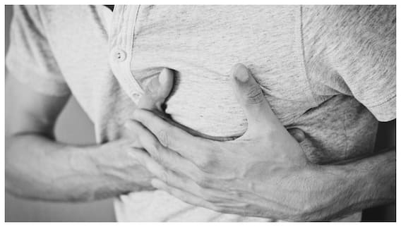 Hassan Sudden Heart Attacks: హాసన్ జిల్లాలో గుండెపోటు మరణాల కలకలం: వ్యాక్సిన్ కారణమా? ప్రభుత్వం, కేంద్రం స్పందన ఏమిటి?