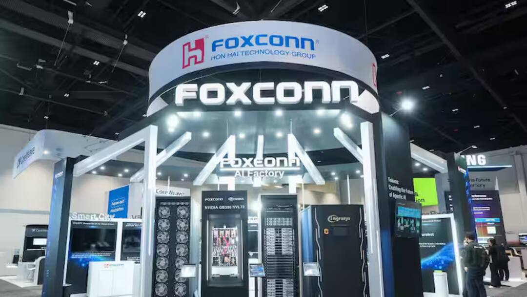 Foxconn Pulls 300 Chinese Engineers From India; MeitY Sees Only Short-Term Impact: Report Foxconn Pulls 300 Chinese Engineers From India MeitY Sees Only Short-Term Impact Report Foxconn Pulls 300 Chinese Engineers From India; MeitY Sees Only Short-Term Impact: Report