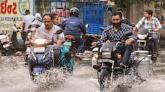 West Bengal Weather: কখনও মেঘ, কখনও রোদের তেজ; বজ্রবিদ্যুৎ সহ বৃষ্টির সতর্কতা এই জেলাগুলিতে