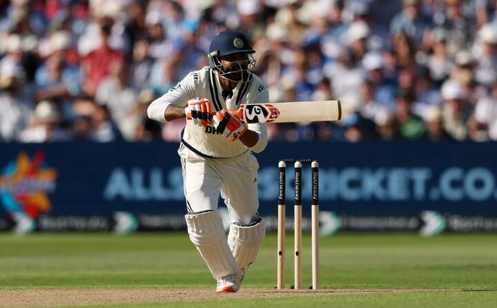 गिल के अलावा रवींद्र जडेजा ने भी भारतीय टीम के लिए शानदार पारी खेली. जडेजा ने 89 रन बनाए. वो शतक लगाने से सिर्फ 11 रनों से चूक गए. जडेजा का ये टेस्ट में 23 वां अर्धशतक था.