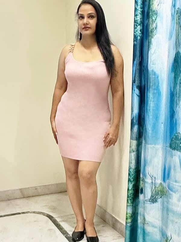 నటి అపూర్వ లేటెస్ట్ గ్లామరస్ ఫోటోలు (Image Courtesy: apoorvaactress / facebook)