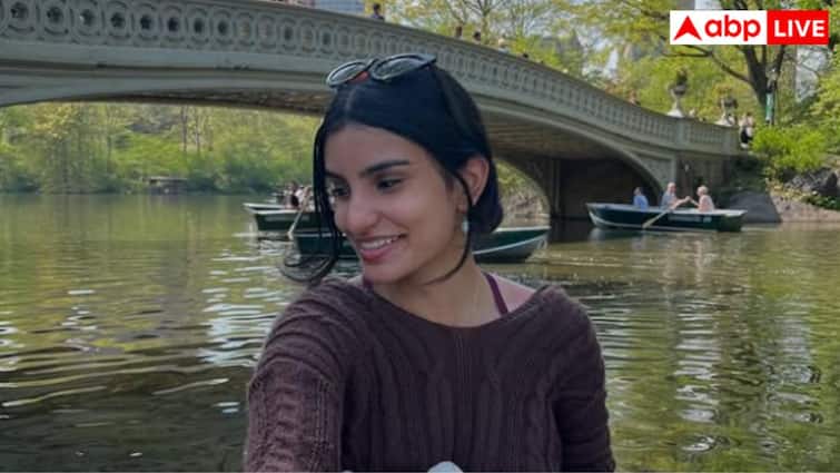 घर बैठे 40 लाख रुपये कमा रही ये लड़की, ऐसे कर रही लाखों की सेविंग्स; आप भी देखें वायरल वीडियो घर बैठे 40 लाख रुपये कमा रही ये लड़की, ऐसे कर रही लाखों की सेविंग्स; आप भी देखें वायरल वीडियो