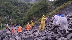 केदारनाथ यात्रा पर लगी अस्थाई रोक, सोनप्रयाग-मुनकटिया के बीच मार्ग ध्वस्त, 40 श्रद्धालुओं का रेस्क्यू