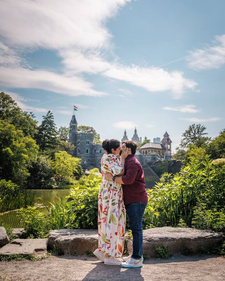 Anshula revealed they met on a dating app and instantly connected during a late-night conversation.