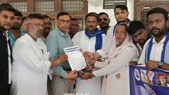 प्रयागराज की घटना को लेकर आजाद समाज पार्टी का अलीगढ़ में प्रदर्शन, बीजेपी पर लगाए गंभीर आरोप