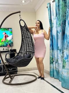 Actress Apoorva: నువ్వు ఆంటీ క్యారెక్టర్లు చేయడం ఏమిటి? 50 ఏళ్ళ వయసులో నటి అపూర్వ గ్లామరస్ ఫోటోలకు కామెంట్లు!