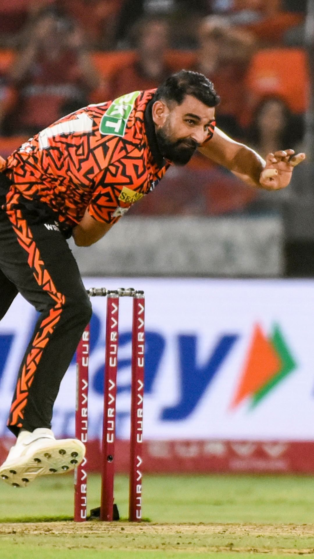 हाईकोर्ट ने क्रिक्रेटर को पत्नी को हर महीने 4 लाख रुपये गुजारा भत्ता देने का आदेश दिया है