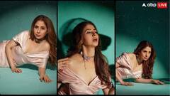 51ની ઉંમરે જમીન પર સૂતા-સૂતા ઉર્મિલાએ આપ્યા હૉટ એન્ડ બૉલ્ડ પૉઝ, ફેન્સ બોલ્યા- 'ઉફ્ફ... યે કાતિલ અદા'