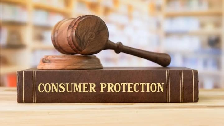 भारत में कस्टमर के अधिकारों की रक्षा के लिए सरकार ने Consumer Protection Act लागू किया है. इस कानून के तहत दुकानदार आपको सिर्फ इसलिए सर्विस देने से मना नहीं कर सकता. क्योंकि आपने मोबाइल नंबर शेयर नहीं किया. अगर ऐसा होता है तो आप इसकी शिकायत कर सकते हैं.