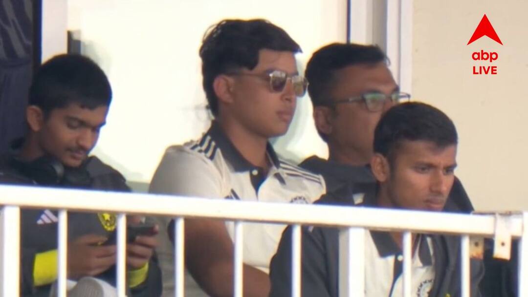 India vs England 2nd Test Vaibhav Suryavanshi Spotted at Birmingham watchin Shubman Gill double century India vs England 2nd Test: ২২ গজে শুভমনের অনবদ্য ডাবল সেঞ্চুরি, মাঠে বসেই চাক্ষুষ করলেন বৈভব সূর্যবংশী, ভাইরাল হল ছবি