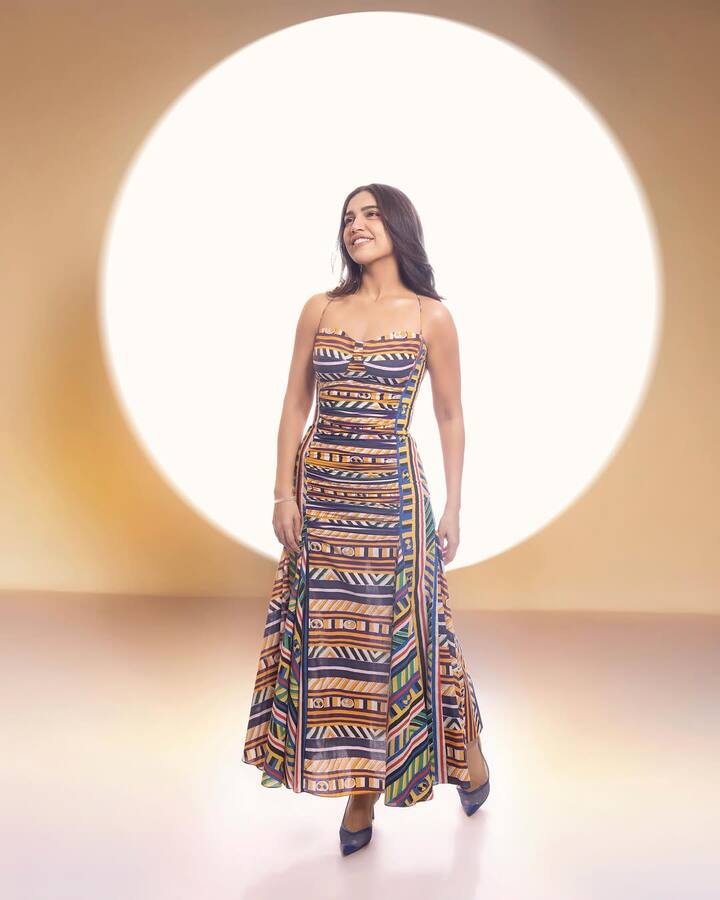 This shoot captures Bhumi's confident, youthful spirit with a playful twist. From the warm light behind her to her joyful expressions, the aesthetic reads loud and clear: bold, bright, and unapologetically herself.( All Pics Credit: Instagram/@bhumipednekar)