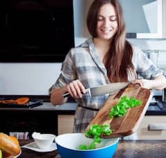 ਧਿਆਨ ਦਿਓ! ਇਹ ਚੀਜ਼ਾਂ ਨੂੰ ਦੁਬਾਰਾ ਗਰਮ ਕਰਨਾ ਹਾਨੀਕਾਰਕ....ਸਿਹਤ ਨੂੰ ਪਹੁੰਚਦਾ ਨੁਕਸਾਨ