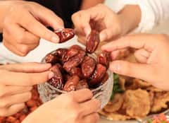 वजन कम करने के लिए खजूर खाने के 6 तरीके, आज से ही करें शुरूआत