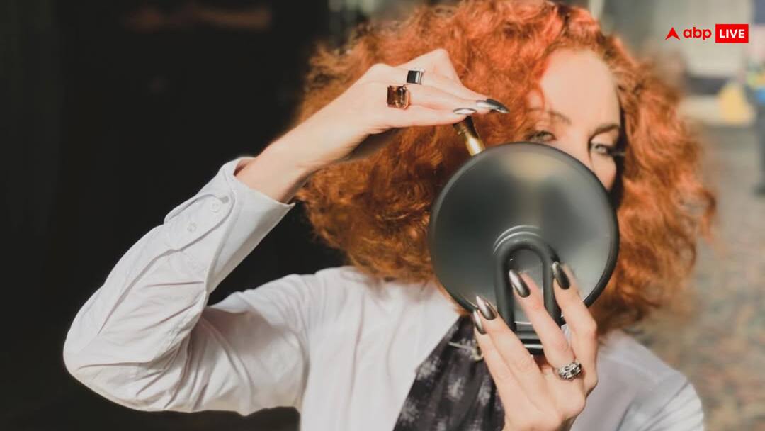 the old guard 2 actress Charlize Theron revelation about her one night stand with 26 years old boy 40 की उम्र में 26 साल के लड़के से किया वन नाइट स्टैंड, फेमस एक्ट्रेस का खुलासा, बोलीं- 'ये अमेजिंग था'