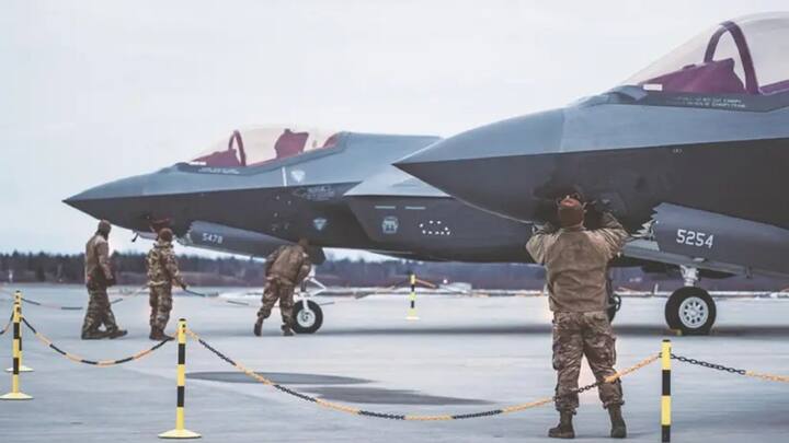 జమ్మూ కాశ్మీర్ ప్రభుత్వం మొత్తం మార్గాన్ని నో ఫ్లైయింగ్ జోన్గా ప్రకటించింది. అయితే నో ఫ్లైయింగ్ జోన్ ఇది మొదటిసారి కాదు. దేశంలో మరెక్కడెక్కడ నో ఫ్లైయింగ్ జోన్ ప్రకటించారో తెలుసుకుందాం.