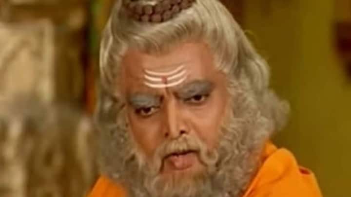 शुरू में अभिनेता को संत एकनाथ महाराज का रोल मिला. बाद में उन्हें निषादराज के सेनापति, गांववाले का किरदार और ऐसे कई रोल्स मिलते गए. इसके साथ ही उन्हें समुद्र देव के किरदार में भी देखा गया.