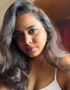 अभिनेत्री हेमांगी कवीने इन्स्टाग्रामवर शेअर केले खास फोटो