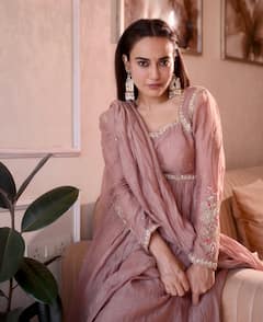 एक्टिंग के साथ पढ़ाई में भी रहे अव्वल, टीवी इंडस्ट्री के ये सेलेब्स हैं खूब पढ़े-लिखे