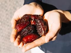 वजन कम करने के लिए खजूर खाने के 6 तरीके, आज से ही करें शुरूआत