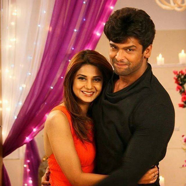 जेनिफर विंगेट ने बेहद में अपने किरदार से सभी को हैरान कर दिया था. उनकी एक्टिंग स्किल्स की जमकर तारीफ हुई थी. कुशल टंडन संग उनकी जोड़ी भी काफी हिट रही.