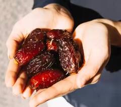 ਭਾਰ ਘਟਾਉਣ ਲਈ ਇਨ੍ਹਾਂ 6 ਤਰੀਕਿਆਂ ਨਾਲ ਖਾਓ ਖਜੂਰ, ਅੱਜ ਤੋਂ ਹੀ ਕਰ ਦਿਓ ਸ਼ੁਰੂ