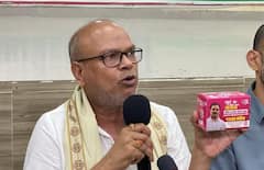 ਵਾਹ ਰੇ ਸਿਆਸਤ ! 5 ਲੱਖ ਔਰਤਾਂ ਨੂੰ ਸੈਨੇਟਰੀ ਪੈਡ ਵੰਡੇਗੀ ਕਾਂਗਰਸ, ਕਵਰ 'ਤੇ ਲਾਈ ਰਾਹੁਲ ਗਾਂਧੀ ਦੀ ਫੋਟੋ, ਭਾਜਪਾ ਨੇ ਕਿਹਾ-ਇਹ ਔਰਤਾਂ ਦਾ ਅਪਮਾਨ