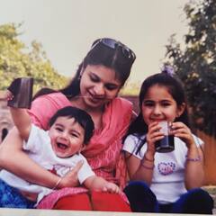 'गोद में लेने से लेकर गले लगाने तक', सबा पटौदी ने दिखाई सारा अली खान की बचपन की अनसीन तस्वीरें