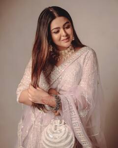 पैदा होते ही 'महाभारत' की 'कुंती' को मां ने छोड़ा, अब बड़ी बहन ने सामने आकर दी सफाई!