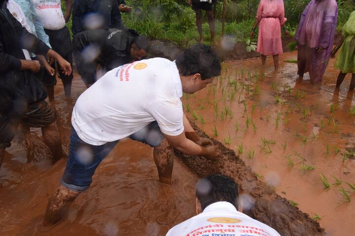 आरोग्य मंत्री तथा कोल्हापूर जिल्ह्याचे पालकमंत्री प्रकाश आबिटकर यांनीही या उपक्रमात सहभाग घेतला.