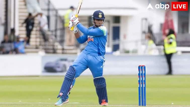 Vaibhav Suryavanshi hit the fastest century in U19 ODIs break record of Pakistani player with 13 fours and 10 sixes वैभव सूर्यवंशी ने जड़ा सबसे तेज शतक! 13 चौके और 10 छक्के के साथ तोड़ा पाकिस्तानी खिलाड़ी का रिकॉर्ड