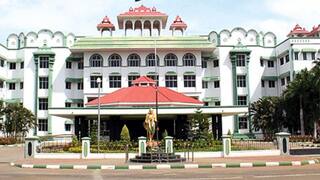 தேனி அரசு மருத்துவக் கல்லூரி மருத்துவர் மீது லஞ்ச புகார்: உயர்நீதிமன்றம் அதிரடி உத்தரவு!