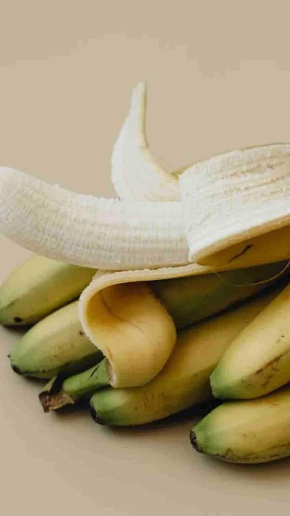 किन पौधों में डालने चाहिए केले के छिलके?