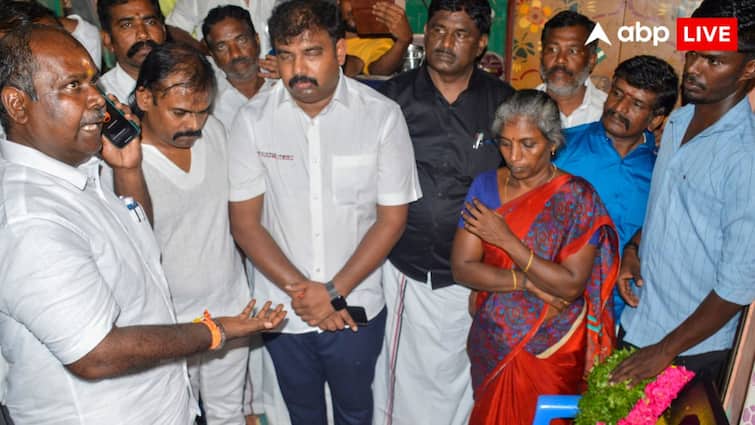 Tamil Nadu Sivaganga post mortem examination of temple guard revealed 44 external injuries besides signs of severe internal bleeding आंखों और जीभ पर चोट के निशान... पुलिस कस्टडी में जिस गार्ड की हुई मौत, उसकी PM रिपोर्ट से क्या-क्या पता चला?