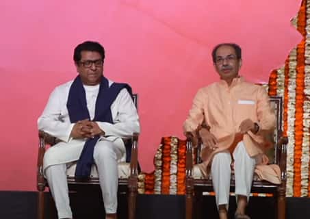 ठाकरे बंधूंचा विजयी मेळावा याची देही याची डोळा पाहण्यासाठी अख्खा महाराष्ट्र एकवटल्याचे पाहायला मिळाले.