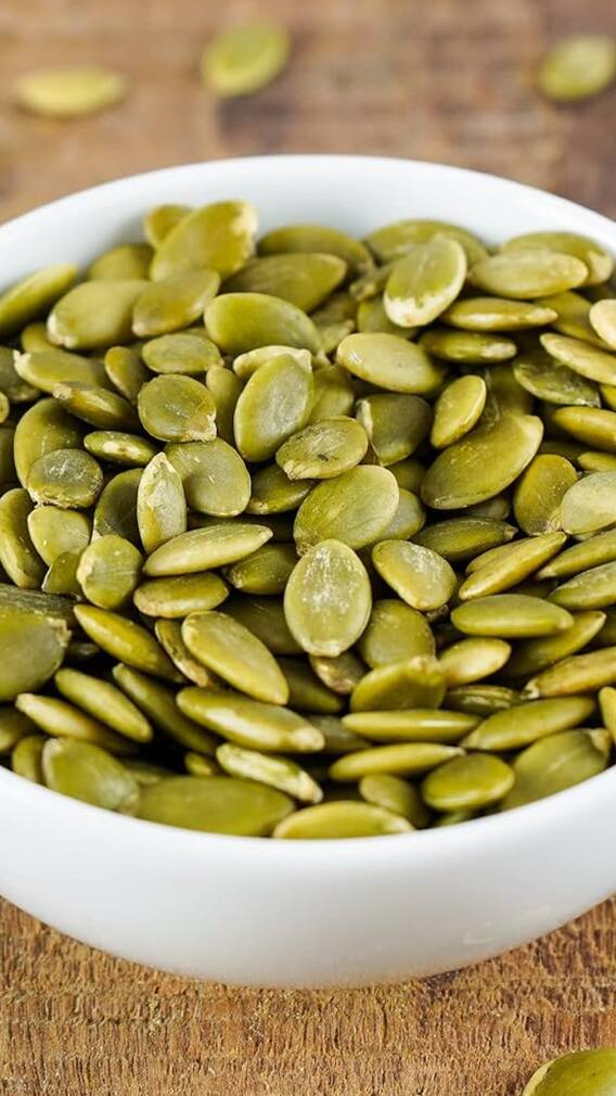 रोजच्या खाण्यात असा करा भोपळ्याच्या बियांचा वापर