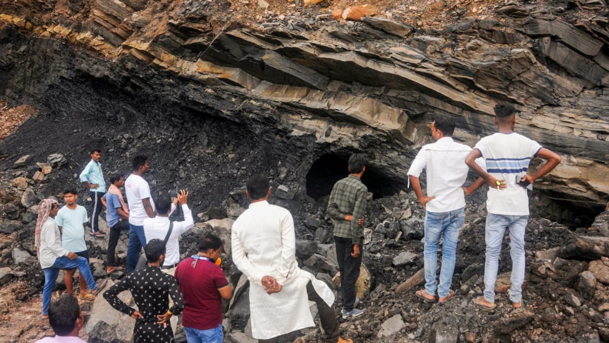 Jharkhand: 4 Dead, 4 Injured After Portion Of Coal Mine Collapses During 'Illegal' Mining In Ramgarh