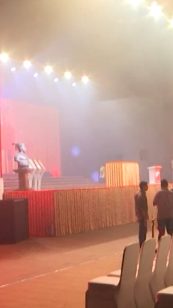 ठाकरे बंधूंच्या मेळाव्याचा स्टेज पाहिलात?