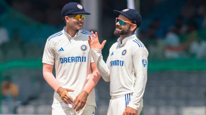 এই টেস্টে দুই ইনিংস মিলিয়ে ১১টি ছক্কা মেরেছেন গিল। ভারতীয়দের মধ্যে একটি টেস্টে তাঁর চেয়ে বেশি ছক্কা মেরেছেন শুধু রোহিত শর্মা (২০১৯ সালে বিশাখাপত্তনমে দক্ষিণ আফ্রিকার বিরুদ্ধে ১৩টি) ও যশস্বী জয়সওয়াল (২০২৪ সালে রাজকোটে ইংল্যান্ডের বিরুদ্ধে ১২টি)।