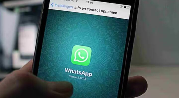 ਜੇਕਰ ਤੁਹਾਡਾ ਕਾਰੋਬਾਰੀ ਖਾਤਾ ਤਸਦੀਕ ਹੋ ਜਾਂਦਾ ਹੈ, ਤਾਂ ਤੁਹਾਨੂੰ WhatsApp ਦੇ ਵੱਖ-ਵੱਖ ਹਿੱਸਿਆਂ ਵਿੱਚ ਬਲੂ ਟਿੱਕ ਦਿਖਾਈ ਦੇਵੇਗਾ ਜਿਵੇਂ ਕਿ ਕਾਲ ਟੈਬ, ਕਾਰੋਬਾਰੀ ਪ੍ਰੋਫਾਈਲ, ਸੰਪਰਕ ਕਾਰਡ, ਚੈਟ ਵਿੰਡੋ ਵਿੱਚ ਅਤੇ ਜਦੋਂ ਤੁਹਾਨੂੰ ਕਿਸੇ ਤਸਦੀਕ ਕੀਤੇ ਕਾਰੋਬਾਰੀ ਖਾਤੇ ਤੋਂ ਕਾਲ ਆਉਂਦੀ ਹੈ।