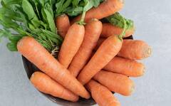 सौंदर्य बरकरार रखने के लिए खाएं ये 6 चीजें, चेहरे पर ग्लो हमेशा बना रहेगा