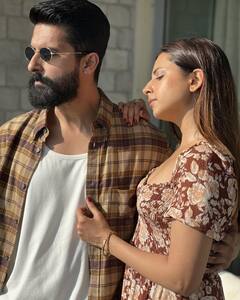 'रामायण' के 'लक्ष्मण' की रियल लाइफ 'उर्मिला' हैं बेहद खूबसूरत, तस्वीरों से नजरें नहीं पटा पाएंगे आप