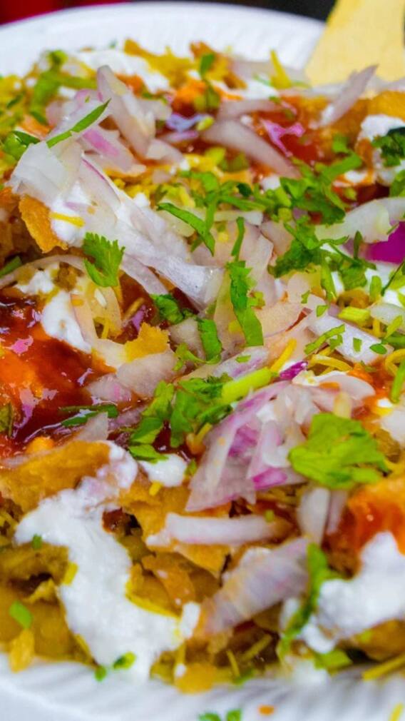 बारिश के मौसम में इंदौर के ये स्ट्रीट फूड दिलाएंगे मजा